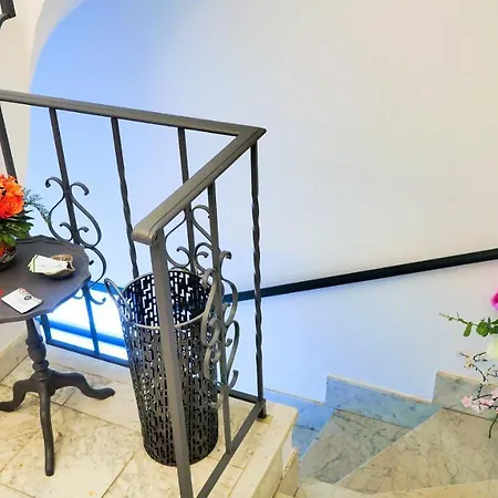 La Maison Josephine アパート